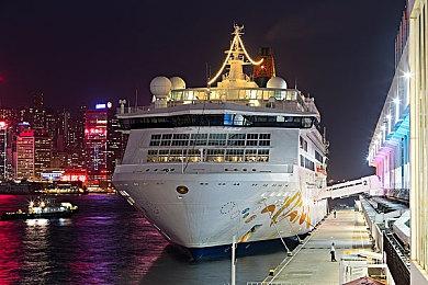 《瘟疫传说：安魂曲》新实机预告和15分钟演示